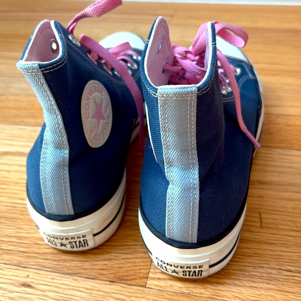 Converse: High Top Sneakers, Size W9, Ocean Blue - Picture 4 of 7